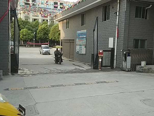高清車(chē)牌自動(dòng)識(shí)別系統(tǒng)